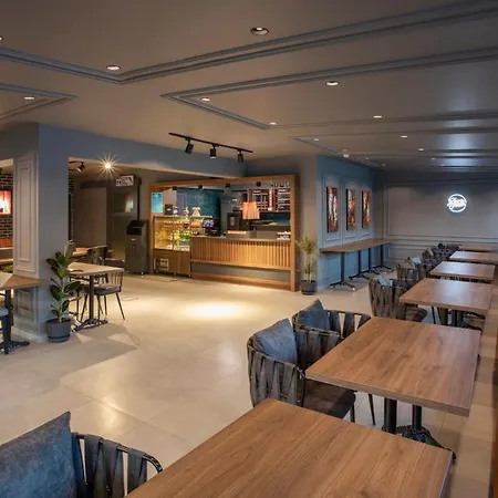 Hotel Luxon Sakarya 4*