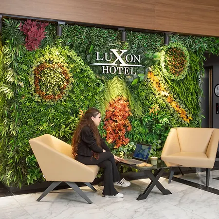 Luxon 4*