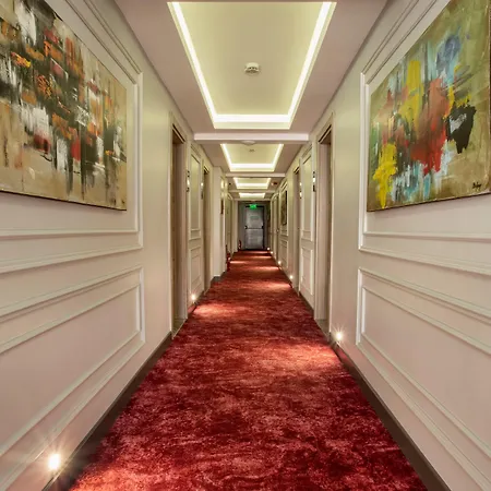 Luxon 4*