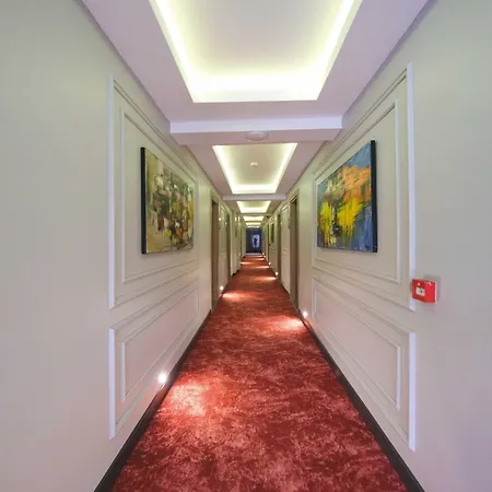 Szálloda Luxon 4*
